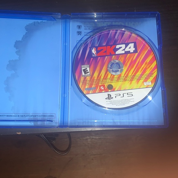 I bought it for my son and he doesn’t play it anymore - Picture 2 of 2